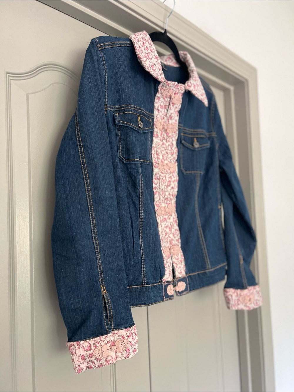 Lisa Skeels Original OOAK Upcycled Denim Floral Romantic Boho Jacket - Picture 6 of 9